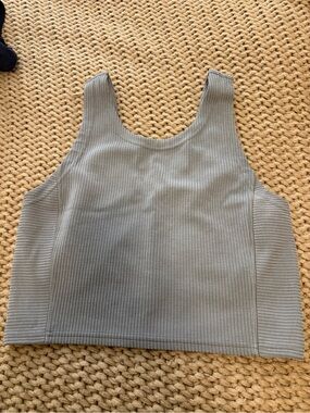 Lululemon tank size 6